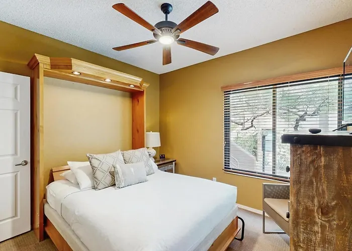 Canyon View #17101